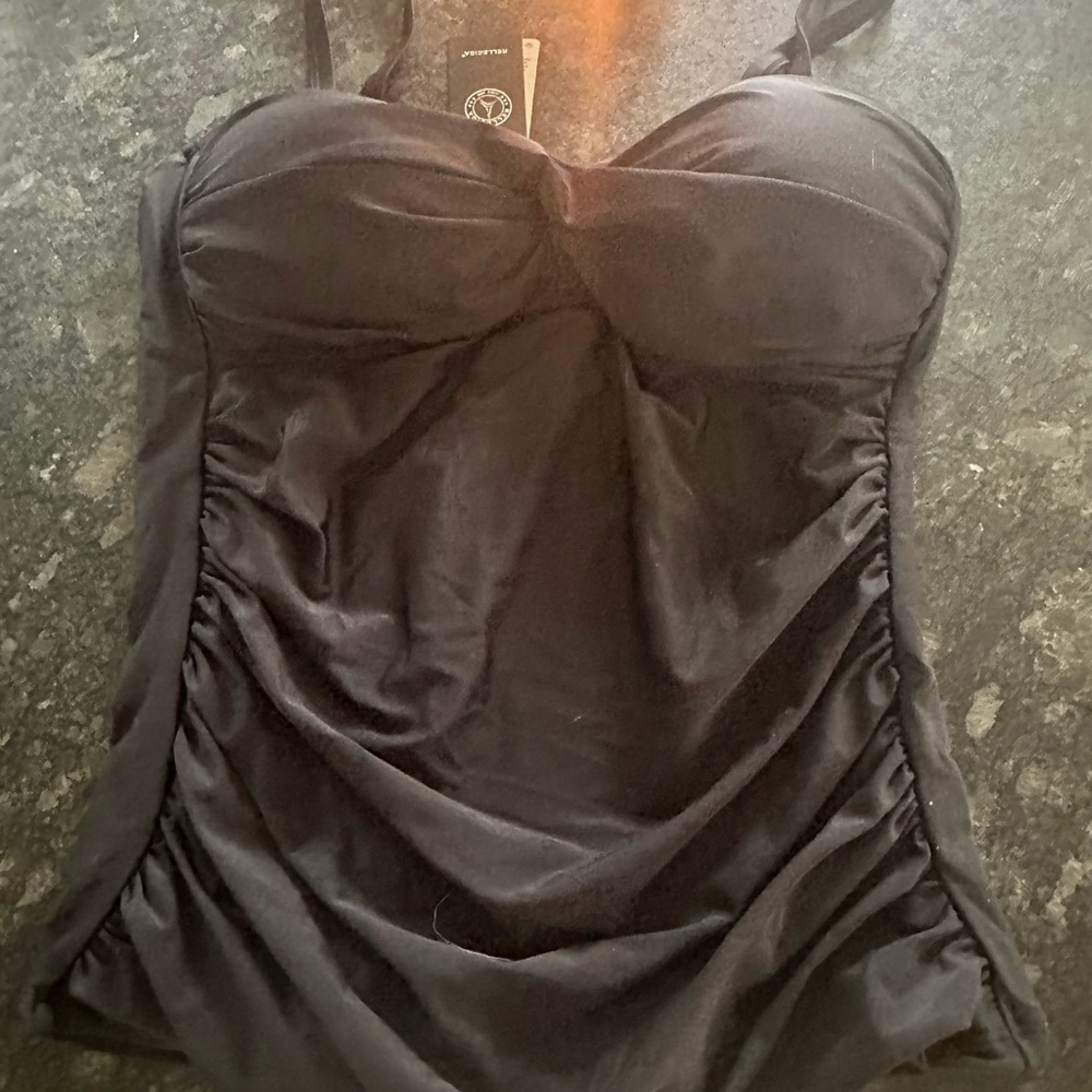 Women’s Black swim tankini large NWT
